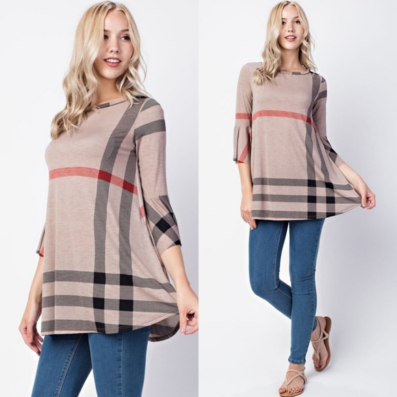 ❤Taupe Plaid Tunic Top with Pockets - Picture 2 of 4